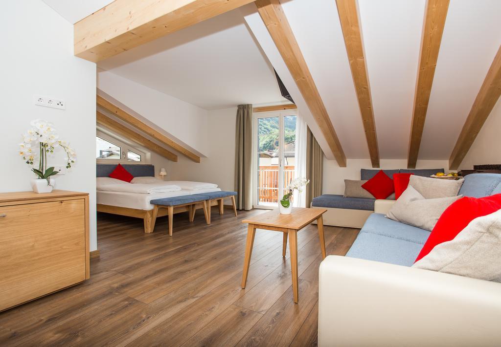 Hotel Tyrol Ora / Auer Εξωτερικό φωτογραφία