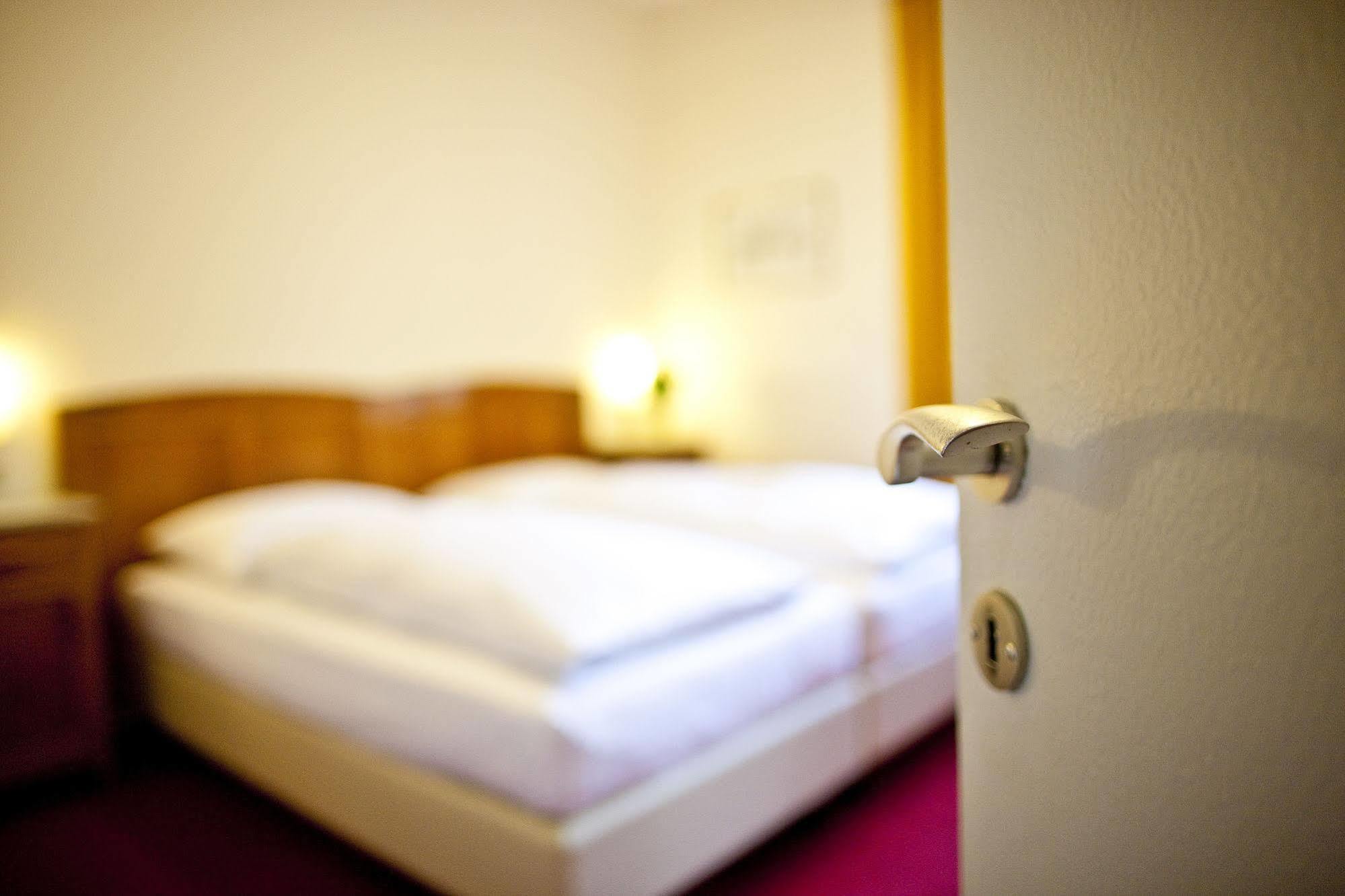 Hotel Tyrol Ora / Auer Εξωτερικό φωτογραφία