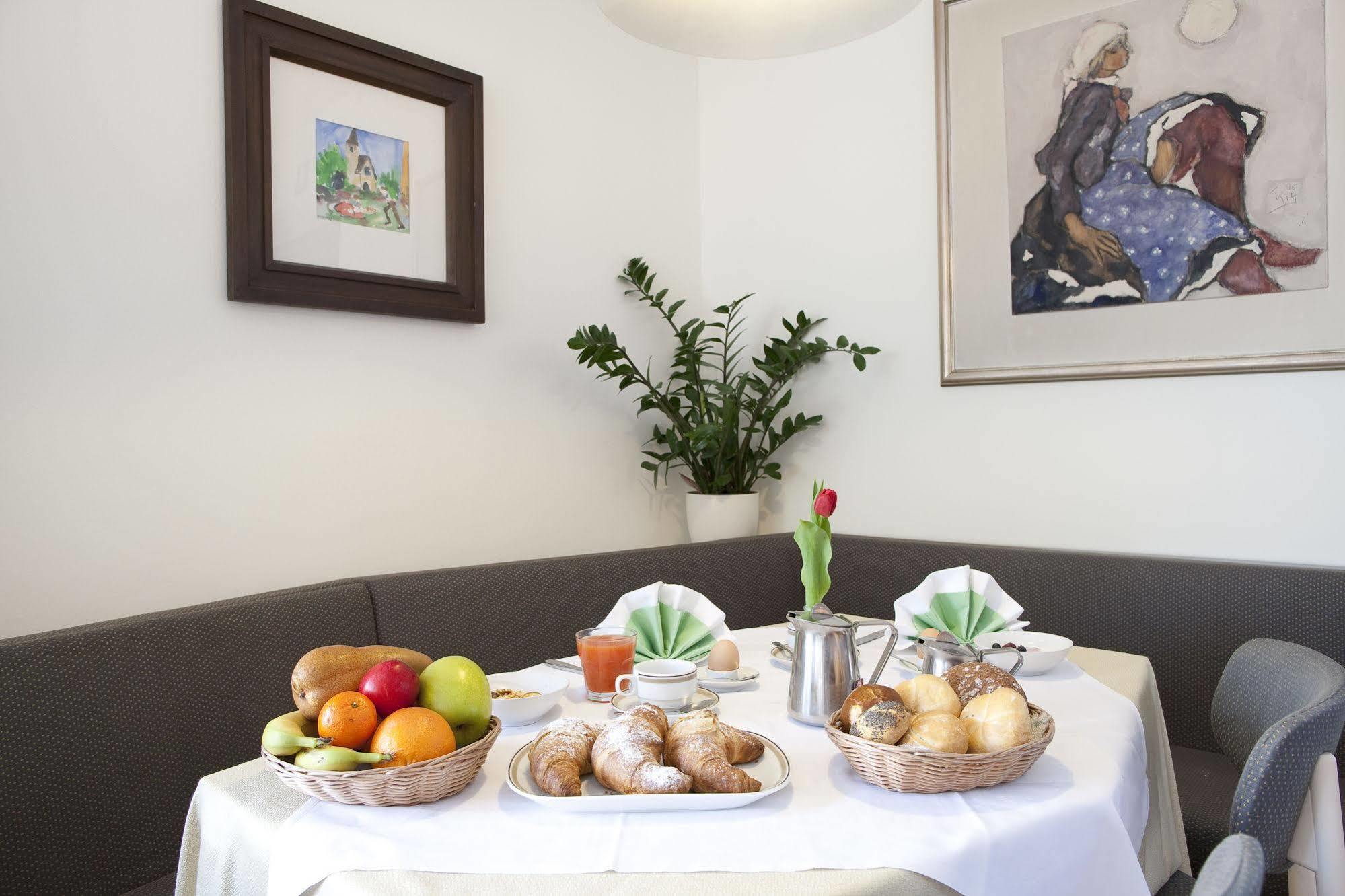 Hotel Tyrol Ora / Auer Εξωτερικό φωτογραφία